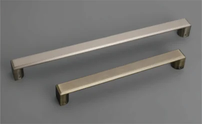 FANCY Boss door pull handle: catalogue photo